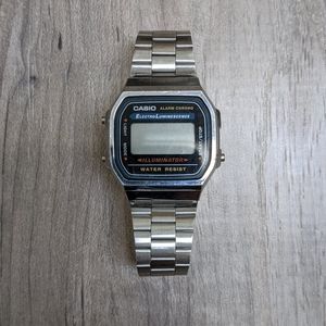 Vintage 80s 90s Casio Illuminator Digital Watch